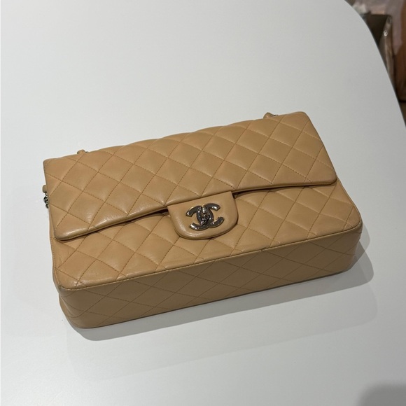 Chanel Classic Medium Flap (beige) - Picture 10 of 16